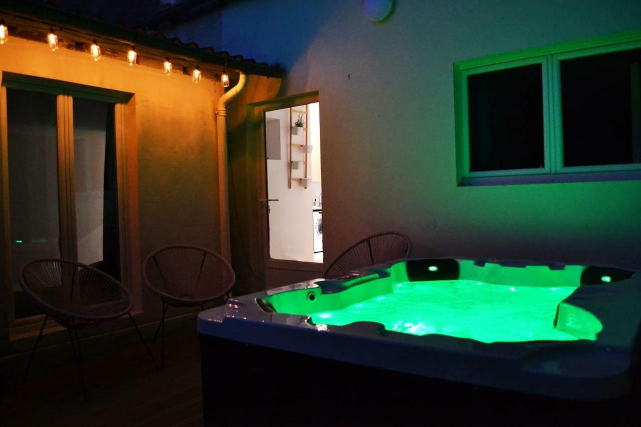 An Authentic Experience With Spa In The Center Poitiers Eksteriør billede